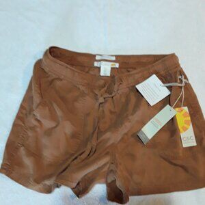 C&C CA shorts - NWT